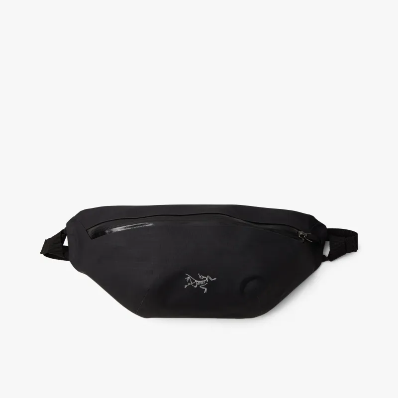 Arc'teryx Granville Crossbody Bag / Black sold by Livestock
