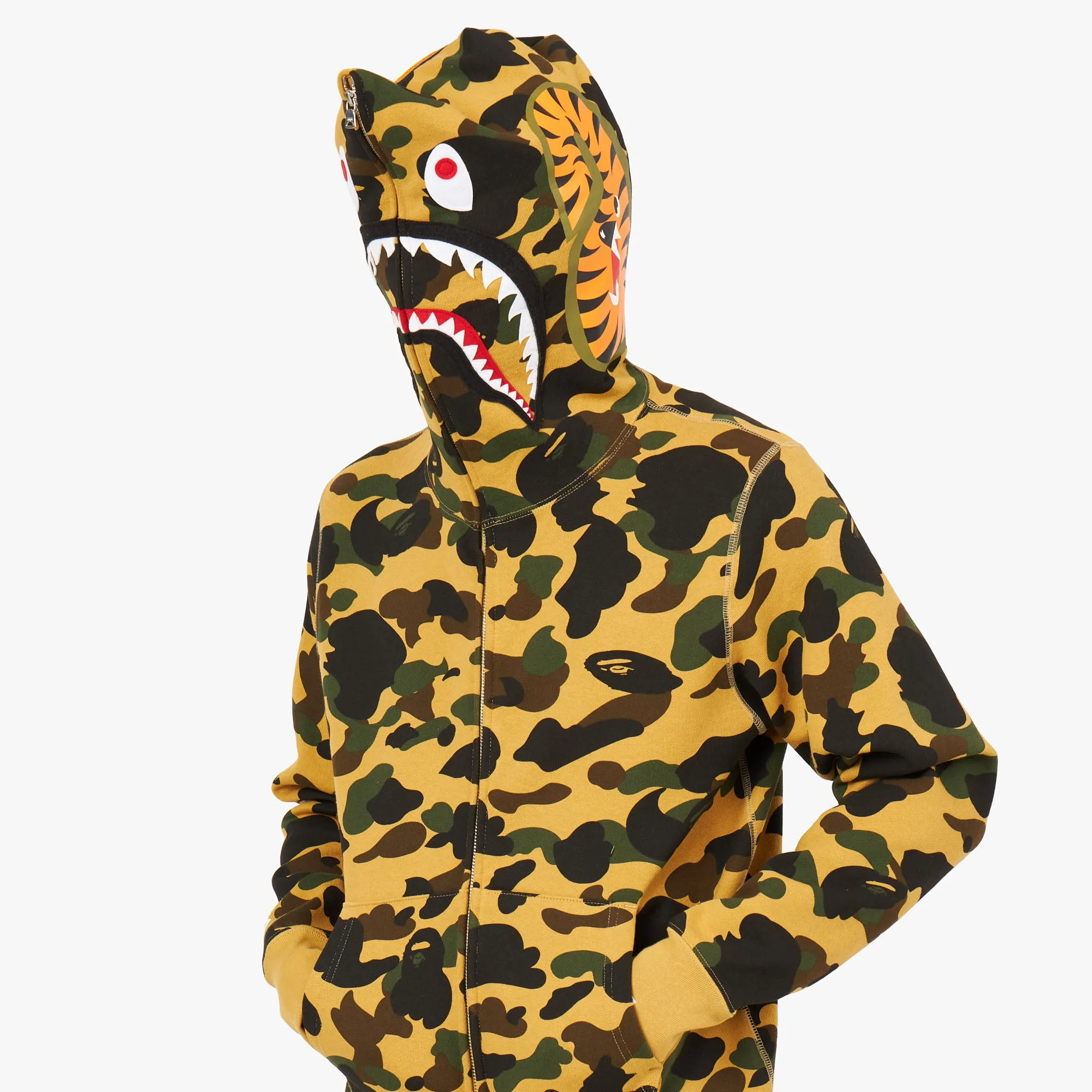 BAPE 　シャークパーカー　1ST CAMO SHARK  FULL ZIP A BATHING APE® 1st Camo Shark Full Zip Double Hoodie | Bape