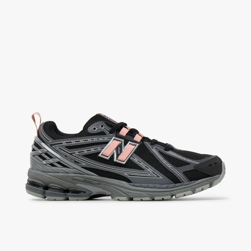 New Balance M1906RHC Black / Pink Moon - Magnet sold by Livestock