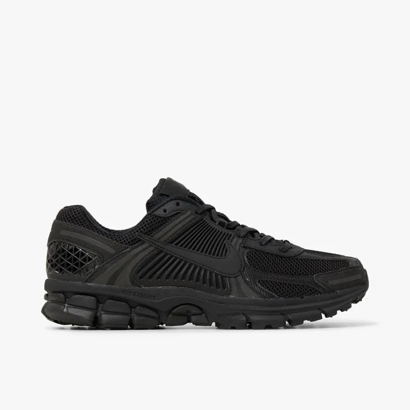 Nike Zoom Vomero 5 Black / Black sold by Livestock