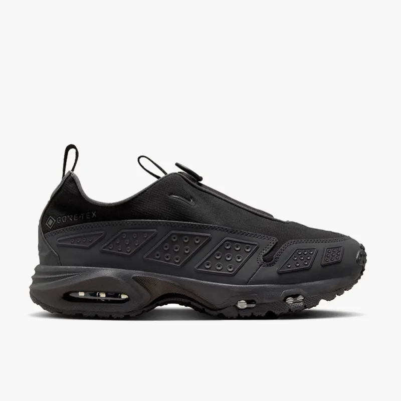 Nike Women's Air Max SNDR GORE-TEX Black / Dark Smoke Grey sold by Livestock