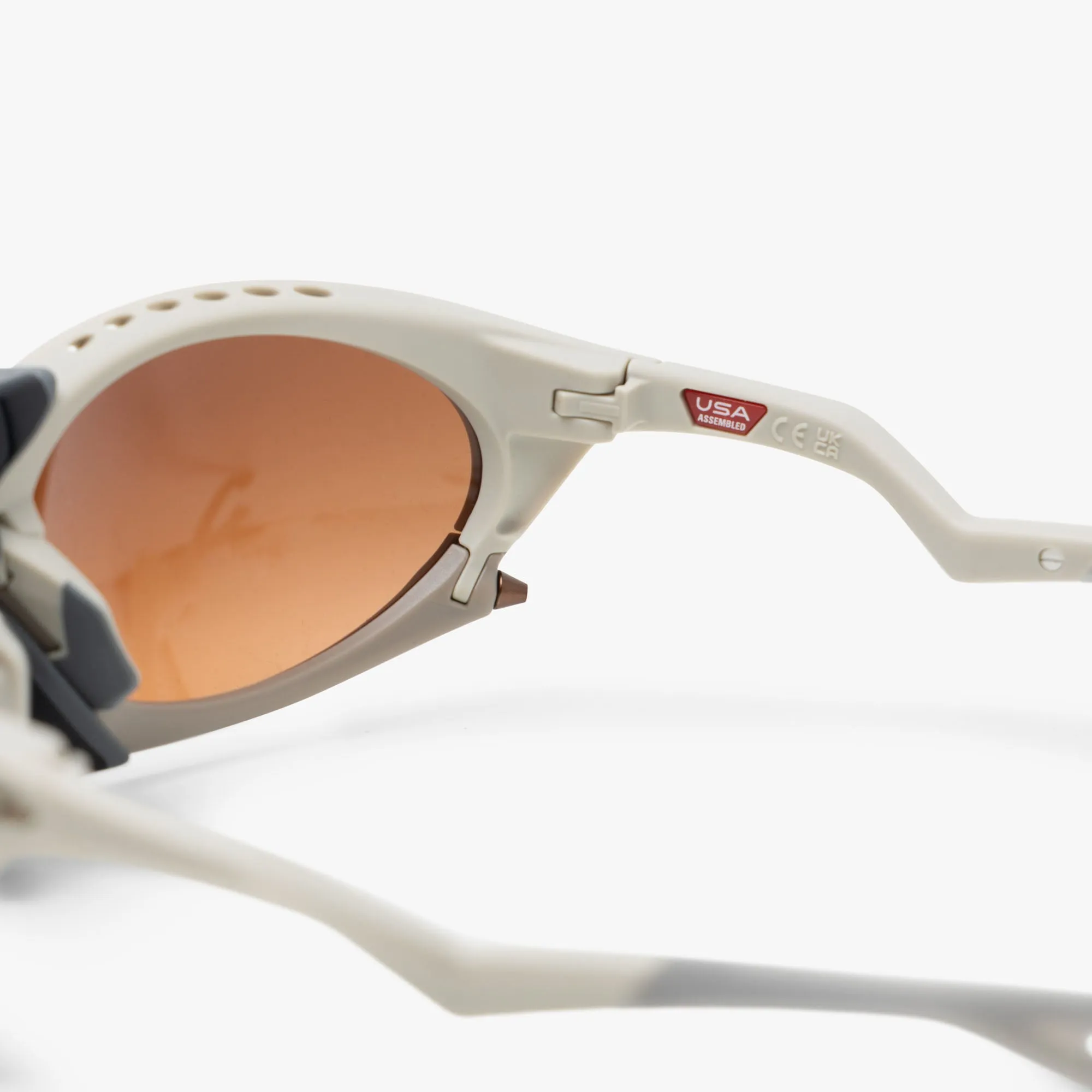 Oakley Plantaris Sand / Prizm Brown Grad sold by Livestock product image thumbnail 5