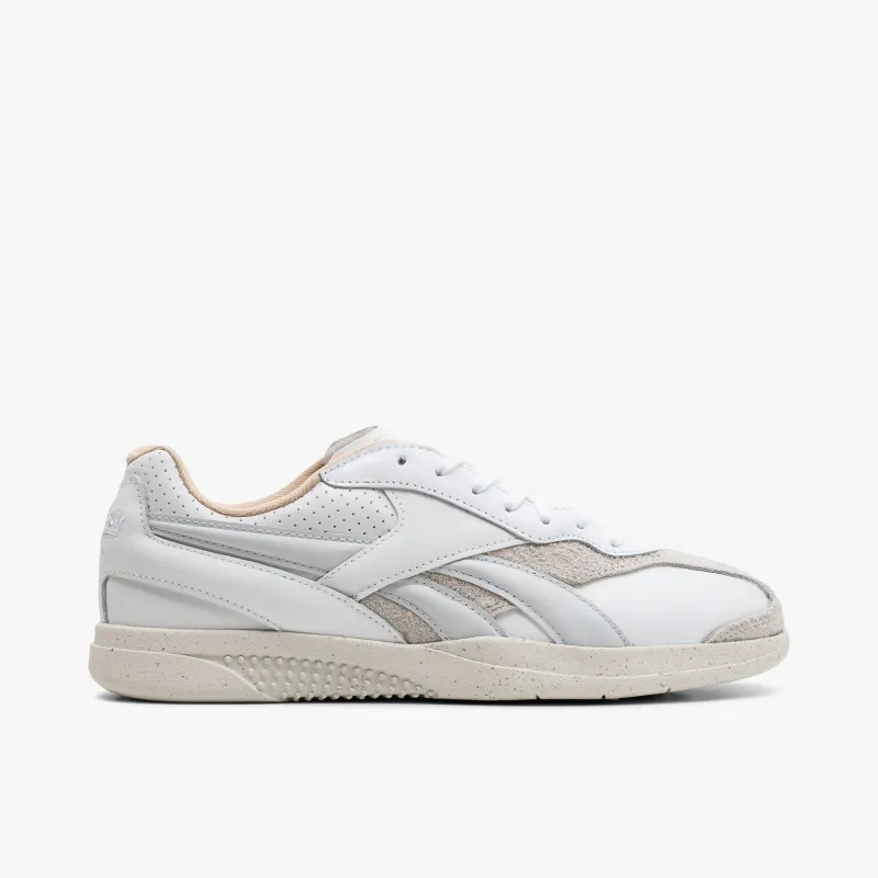 Reebok Hammer Street / White / Chalk - Moon sold by Livestock