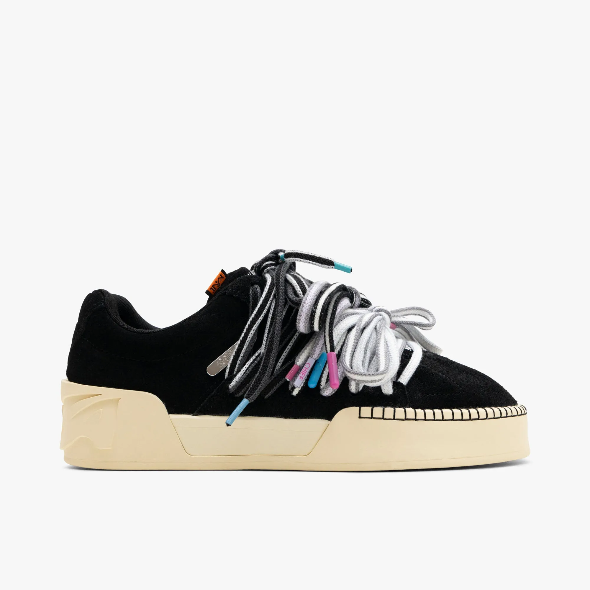 ANTA Hélà Style Black sold by Livestock