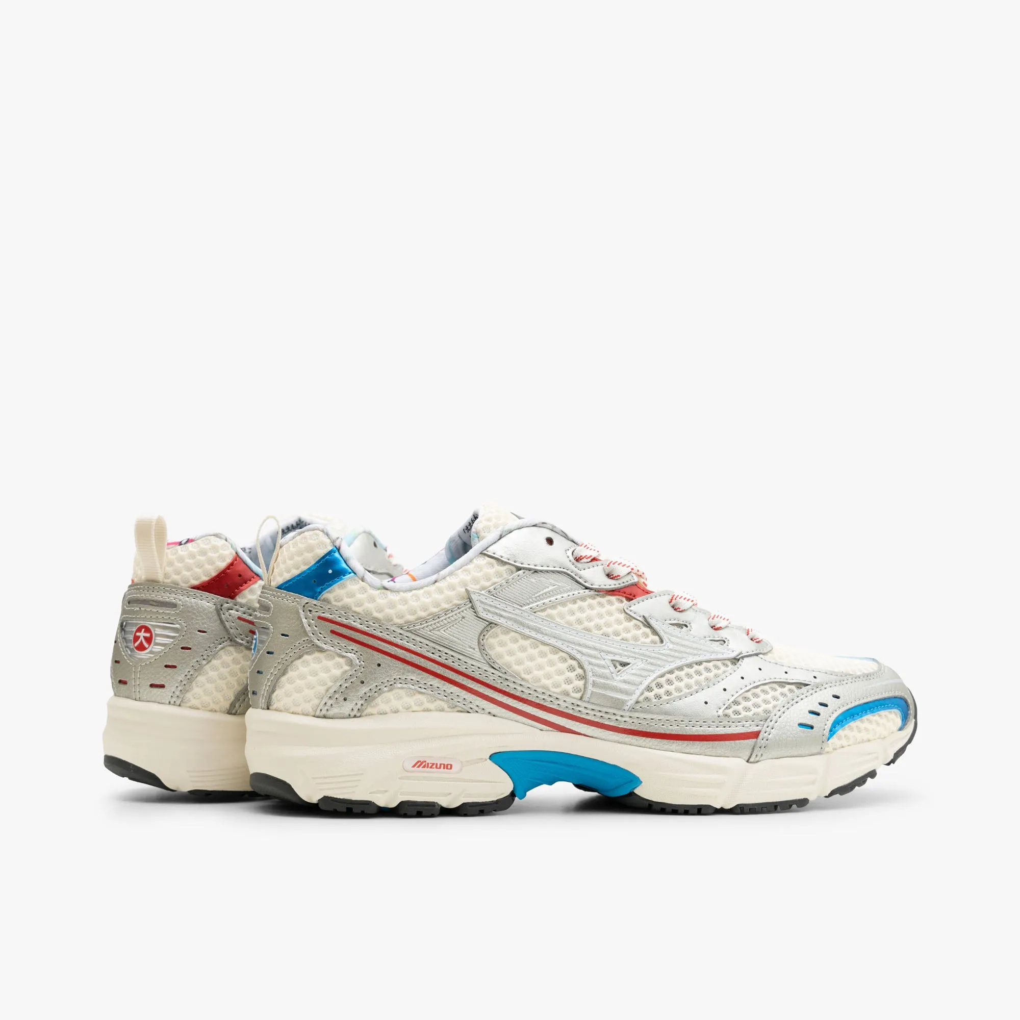 Mizuno MXR "Osaka" Pristine / High Risk Red sold by Livestock product image thumbnail 3