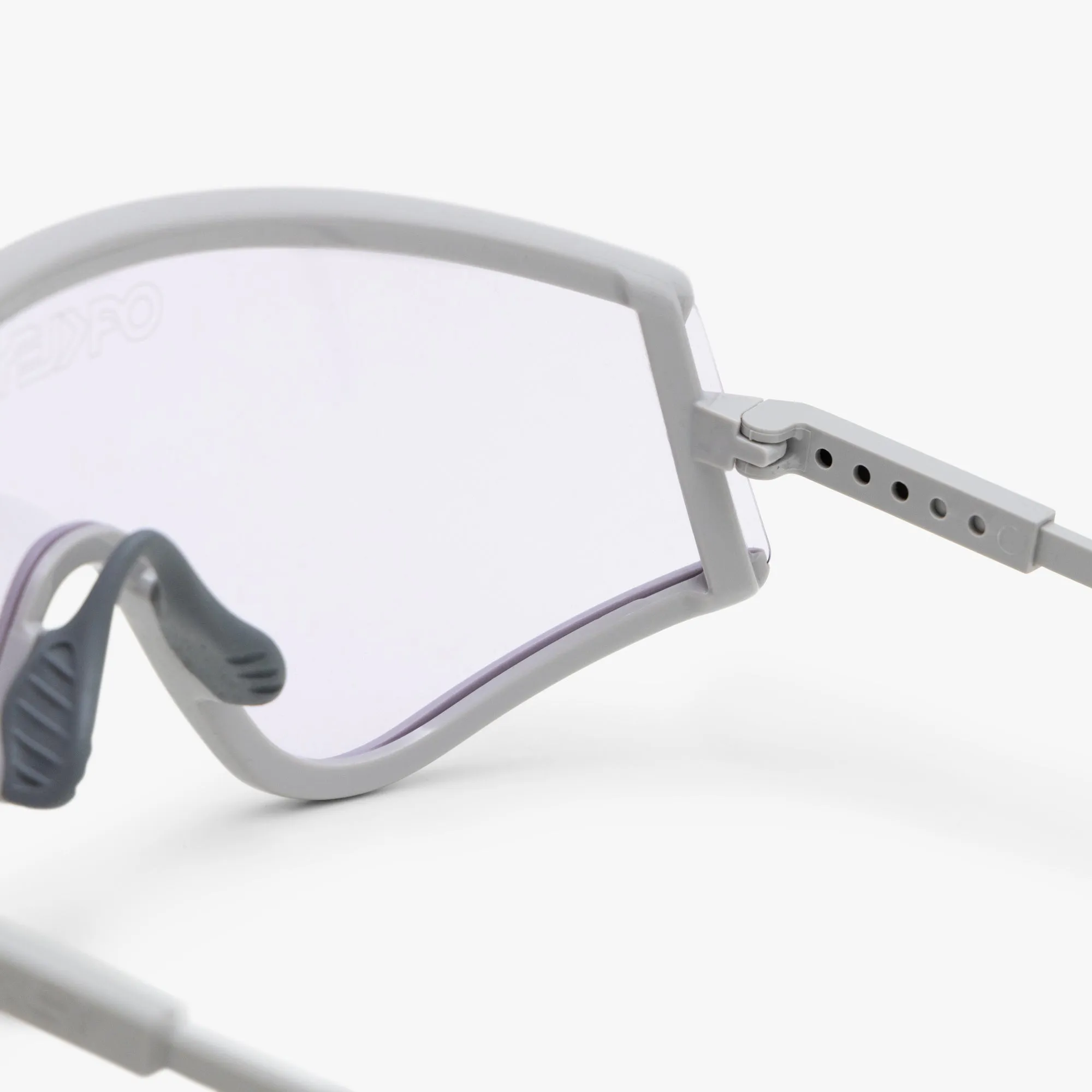 Oakley MUZM Eyeshade Cool Grey / Prizm Low Light sold by Livestock product image thumbnail 4