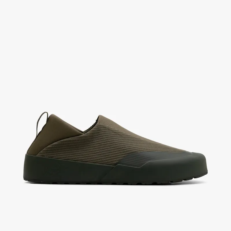 Arc'teryx Kragg Forage / Black sold by Livestock