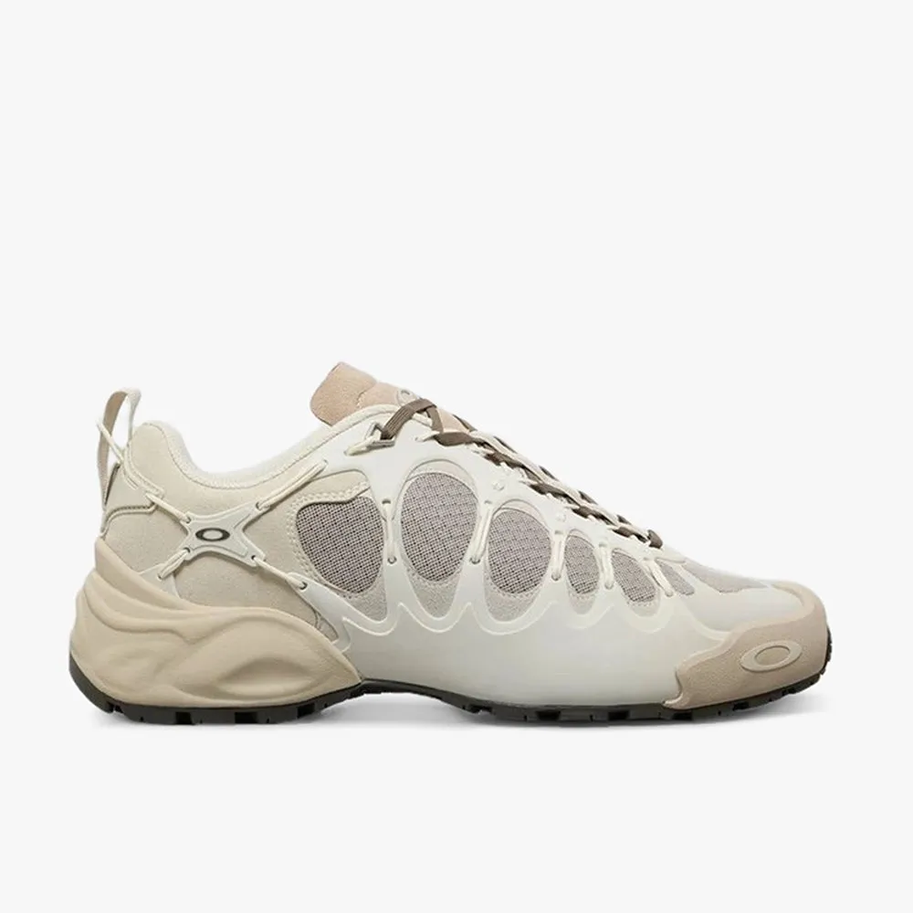 Oakley Factory Team Ibex Cream / Oyster sold by Livestock