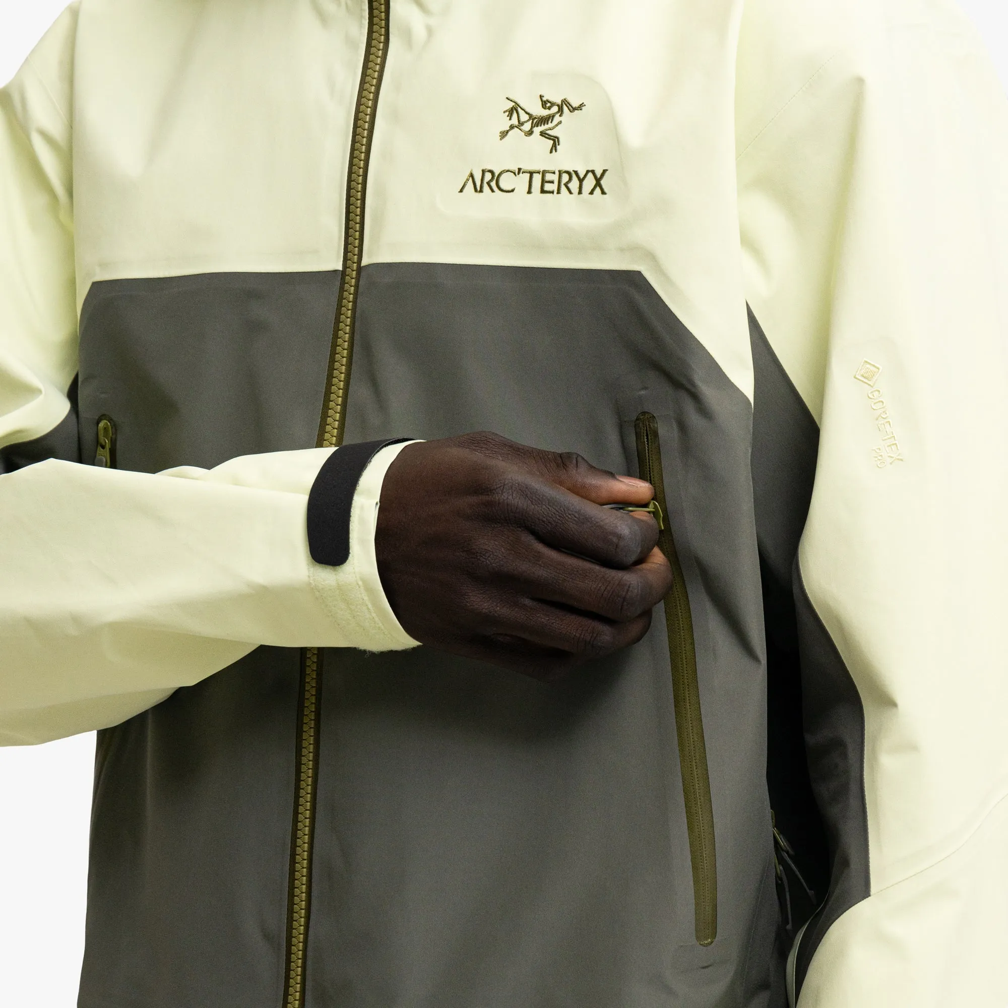Arc'teryx Beta AR Ray / Forage sold by Livestock product image thumbnail 4