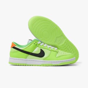 Nike Dunk Low SE Volt / Black - Total Orange sold by Livestock