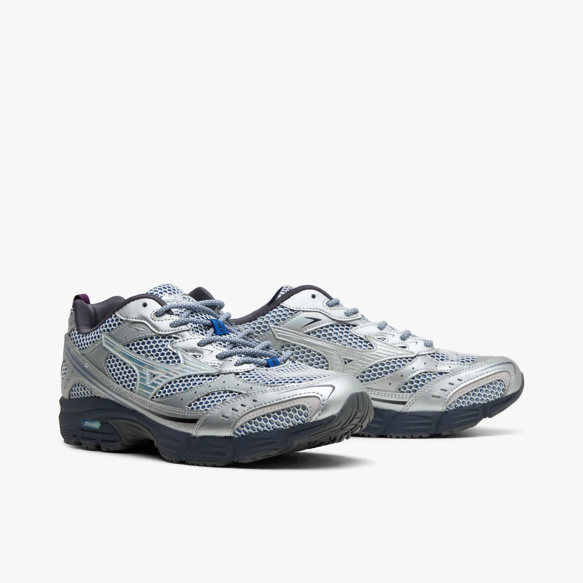 Mizuno MXR / Silver sold by Livestock product image thumbnail 3