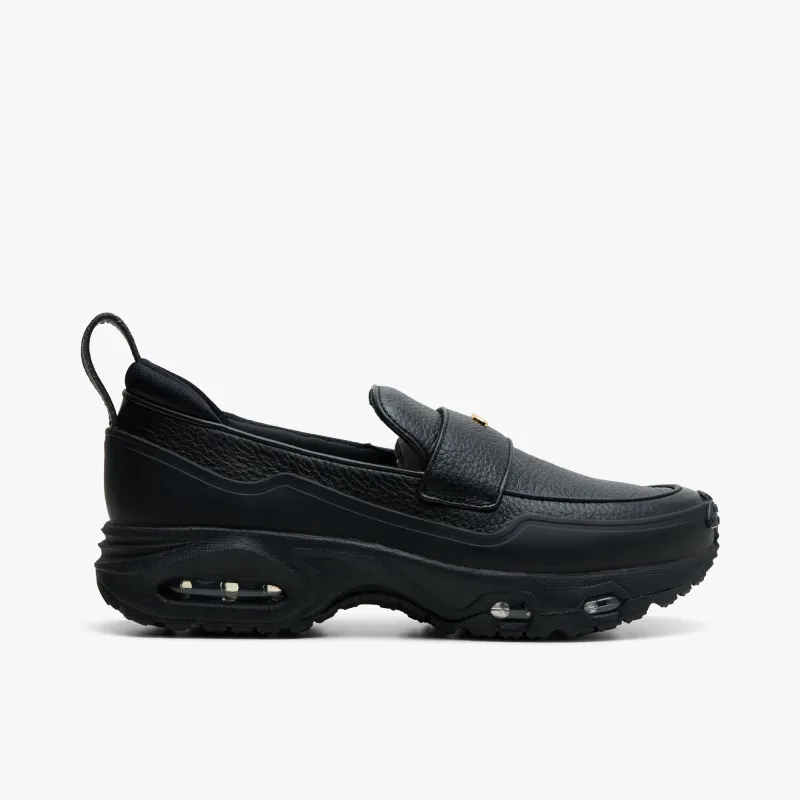 Nike Women's Air Max Phenomena Black / Metallic Gold made by Nike