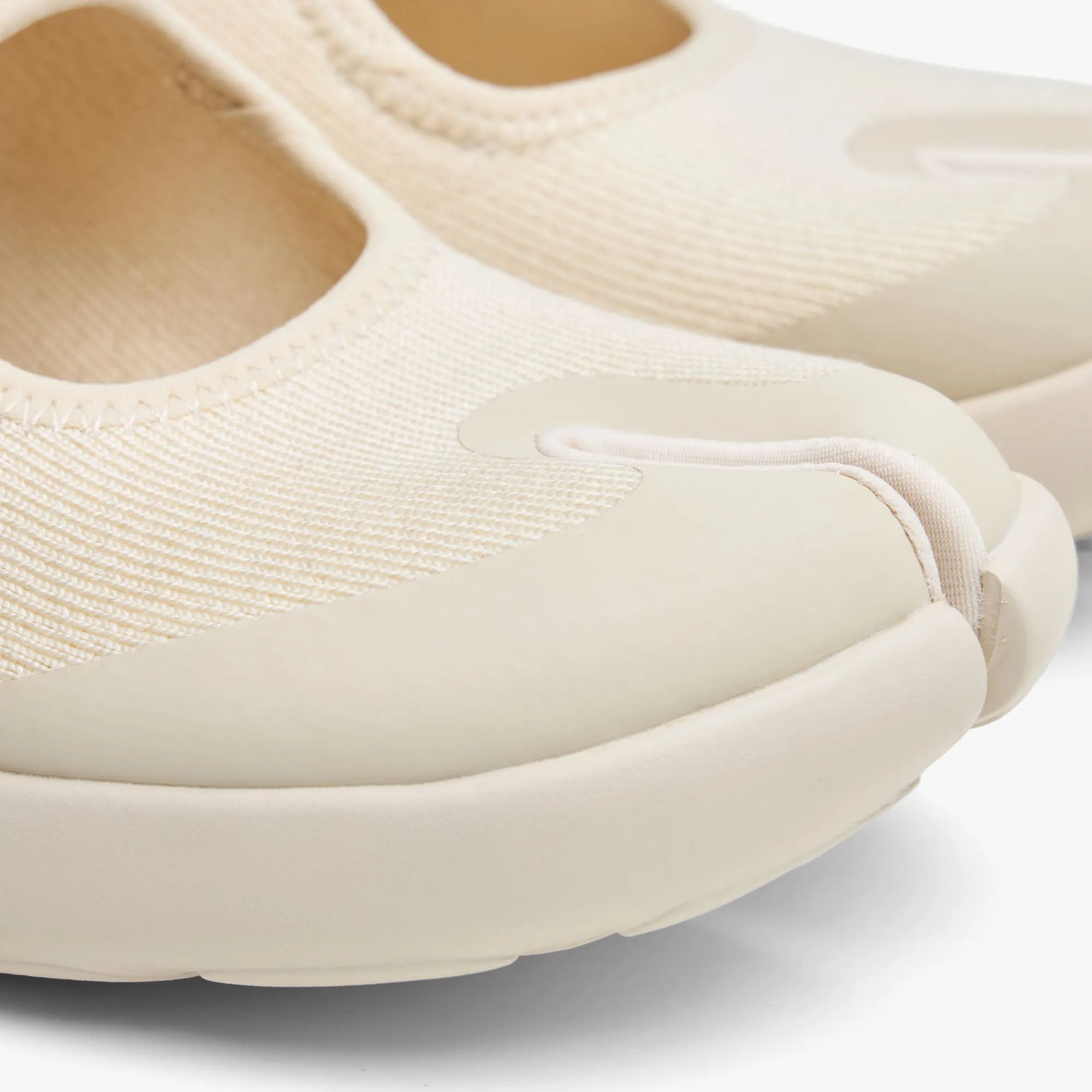 Tabi Sandal Off White sold by Livestock product image thumbnail 5