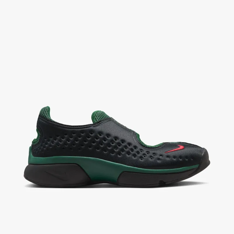 Nike Women's Air Rift 2 Black / Fire Red - Team Dark Green made by Nike