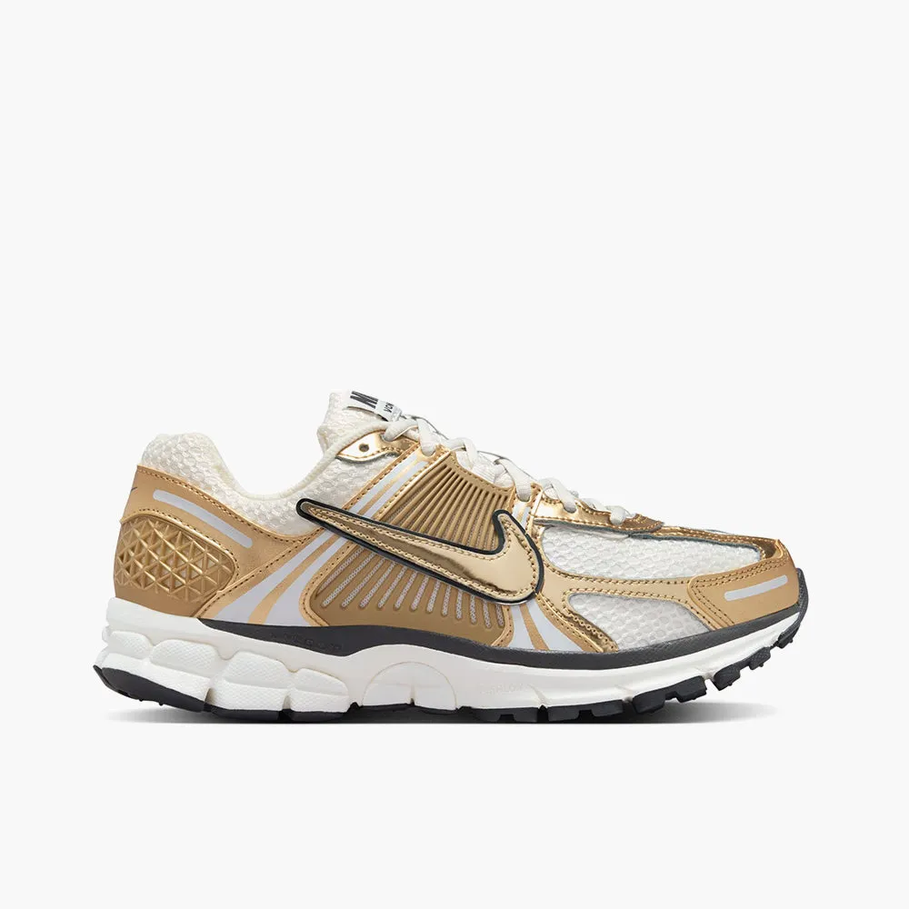 Nike Womens' Zoom Vomero 5 Photon Dust / Metallic Gold - Gri sold by Livestock