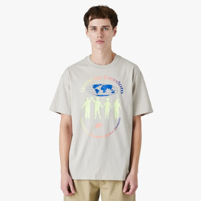 Nike Sportswear Quest For Freedom T-shirt / Cream II made by Nike