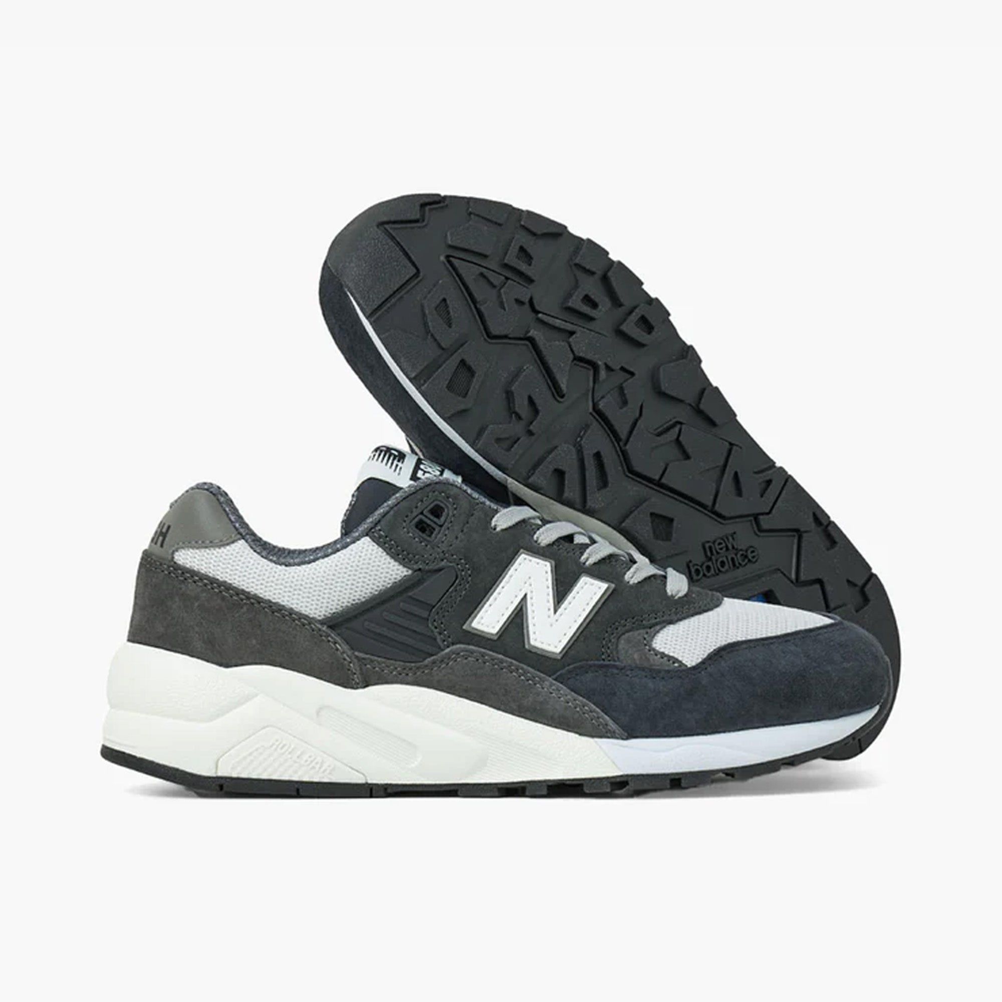 New Balance x COMME des GARÇONS HOMME MT580HM1 / Black sold by Livestock product image thumbnail 2