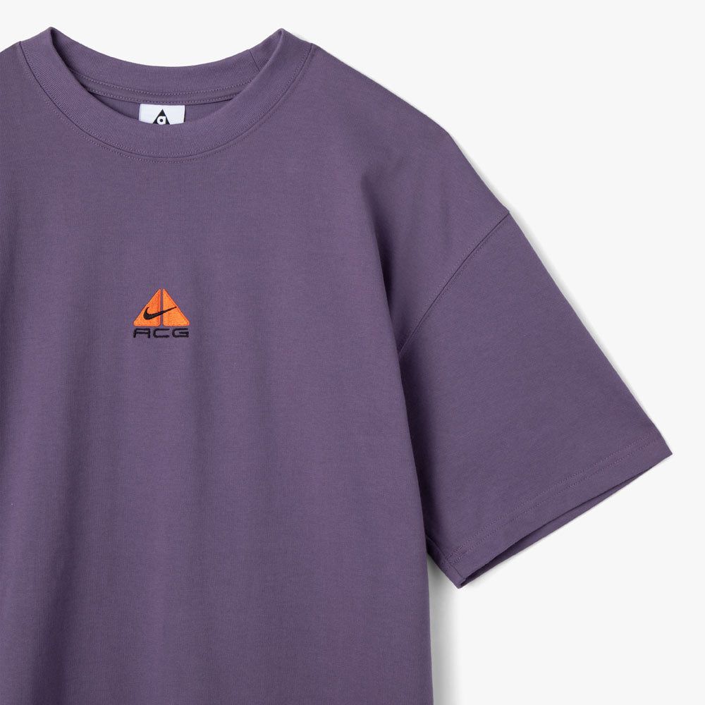 Nike NRG AGC T-Shirt LBR Lungs / Canyon Purple sold by Livestock product image thumbnail 3