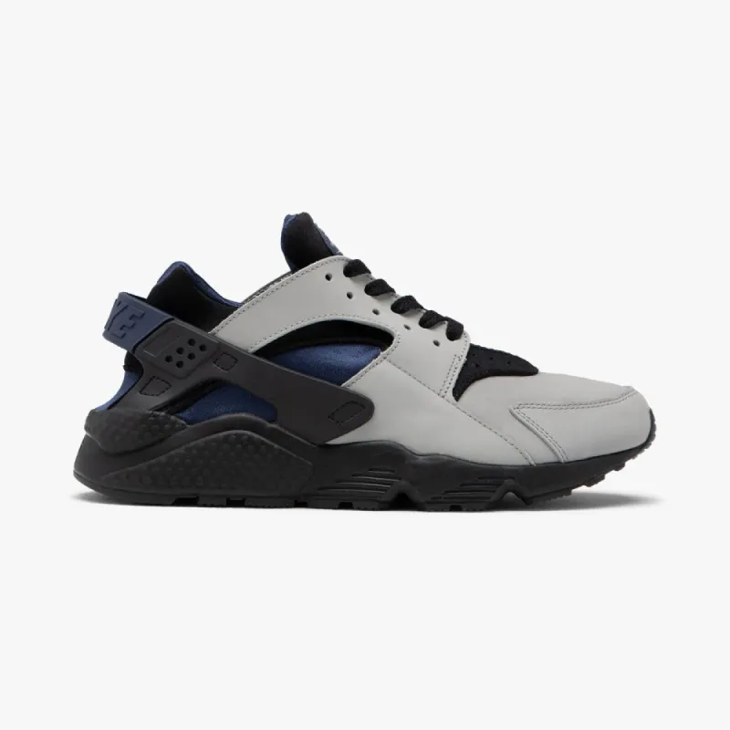 Nike Air Huarache LE Shadow / Midnight Navy - Black sold by Livestock