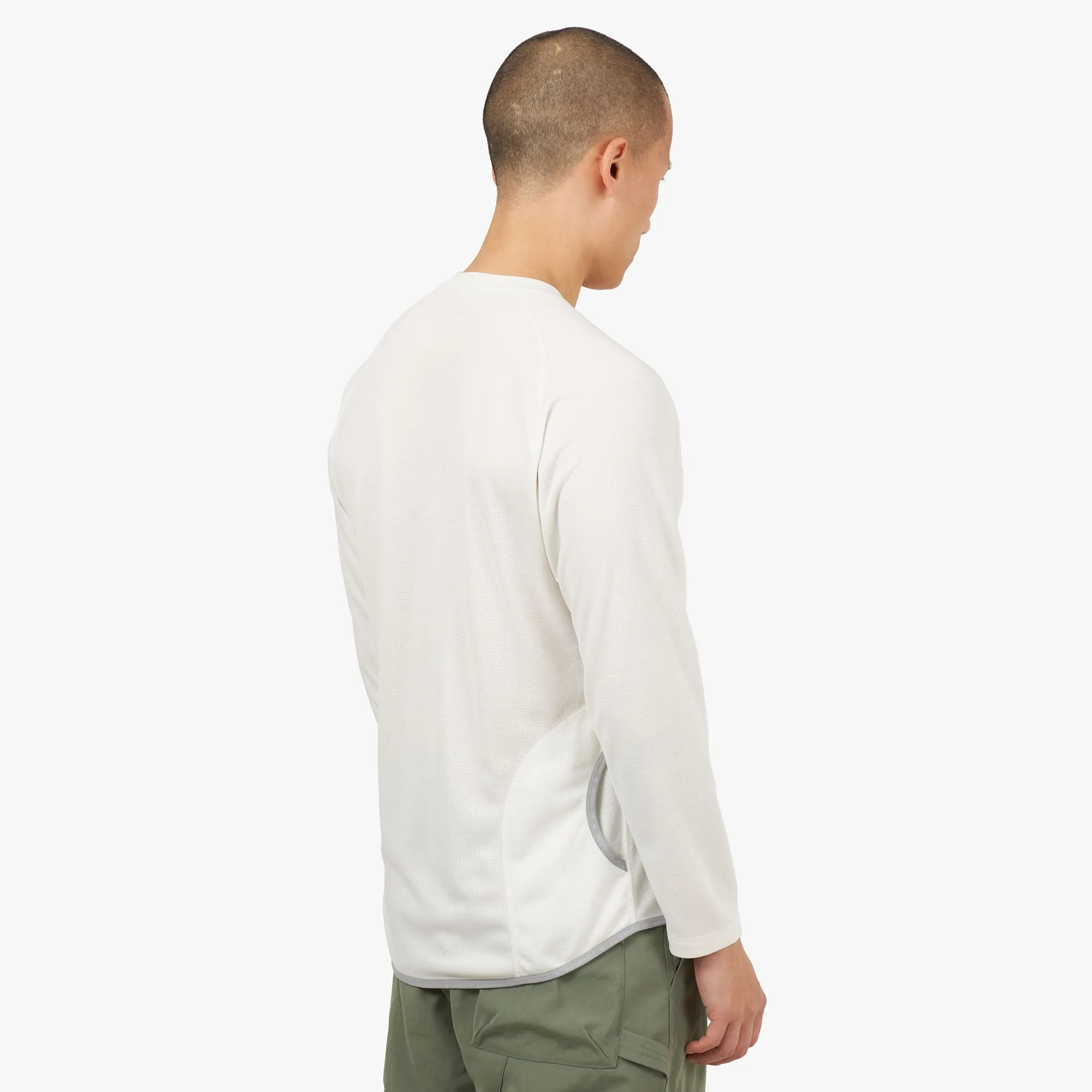 and wander Power Dry Jersey Raglan Long Sleeve T-shirt / Off White sold by Livestock product image thumbnail 3