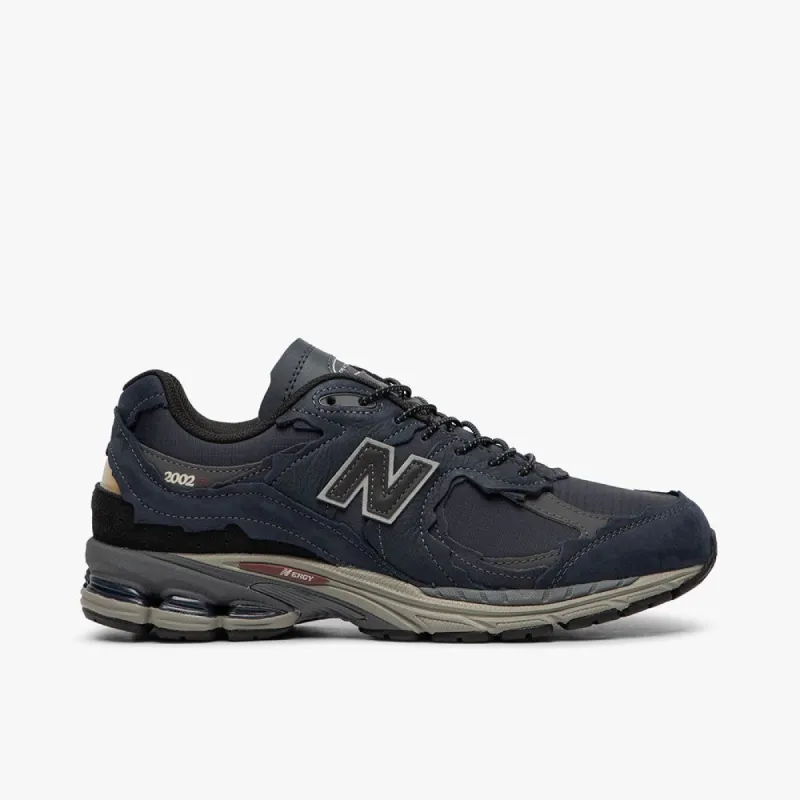 New Balance M2002RDO Eclipse / Magnet sold by Livestock