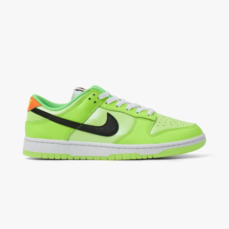 Nike Dunk Low SE Volt / Black - Total Orange sold by Livestock