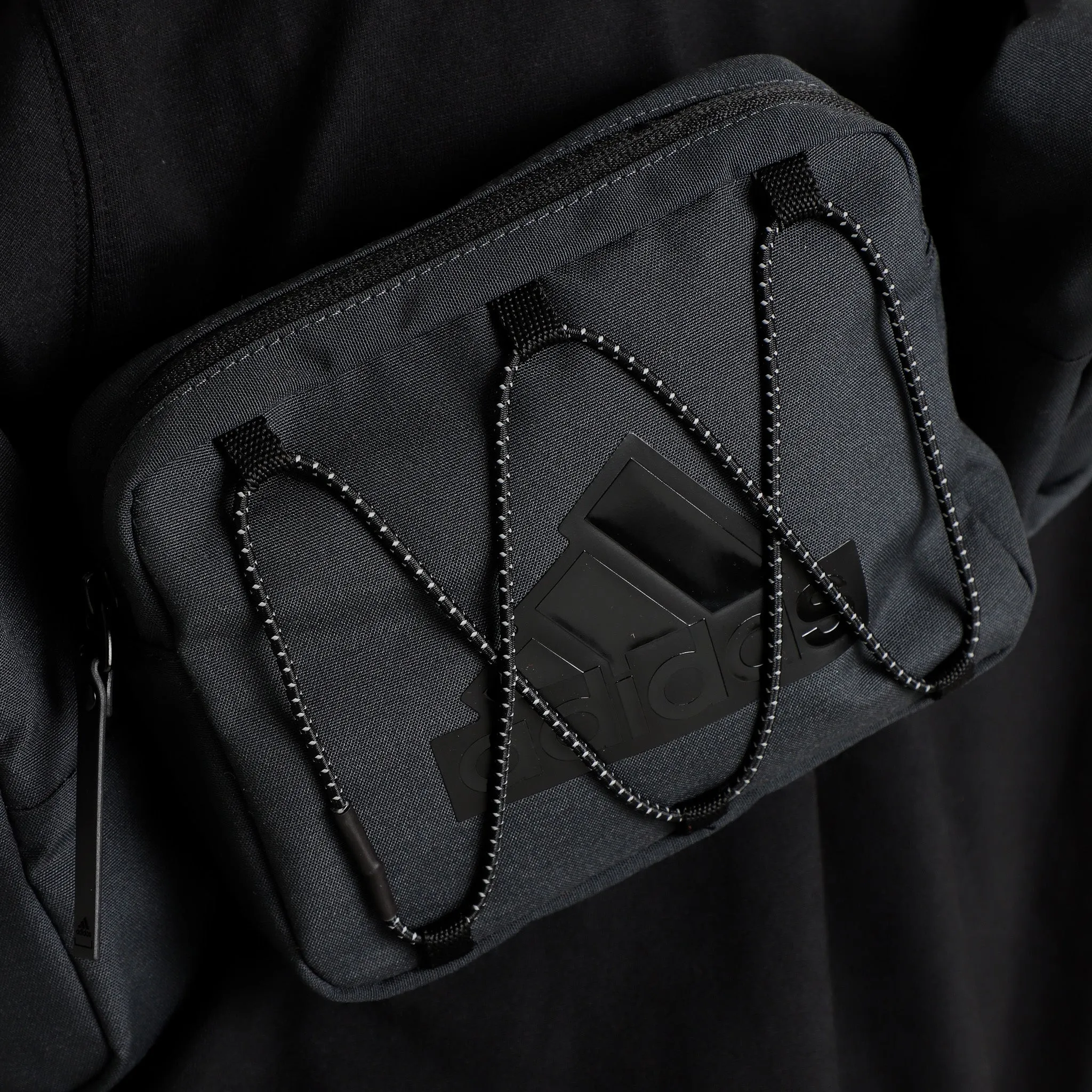 adidas Crossbody Bag / Carbon sold by JD Sports product image thumbnail 3