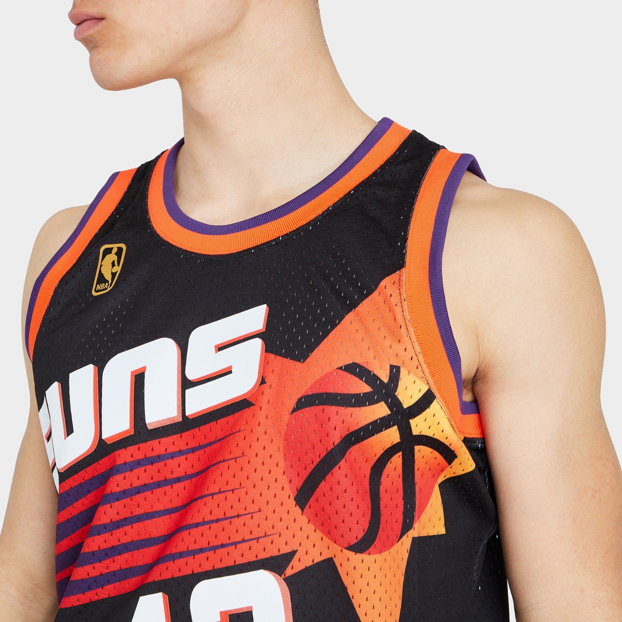 Mitchell & Ness Phoenix Suns Steve Nash Swingman Jersey / Black sold by JD Sports product image thumbnail 3
