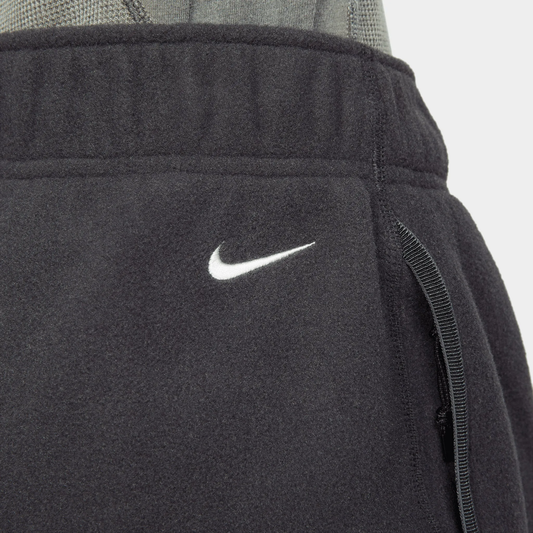 Nike ACG Women's Polartec "Wolf Tree" Mid-Rise Pants Anthracite / Summit White sold by JD Sports product image thumbnail 4