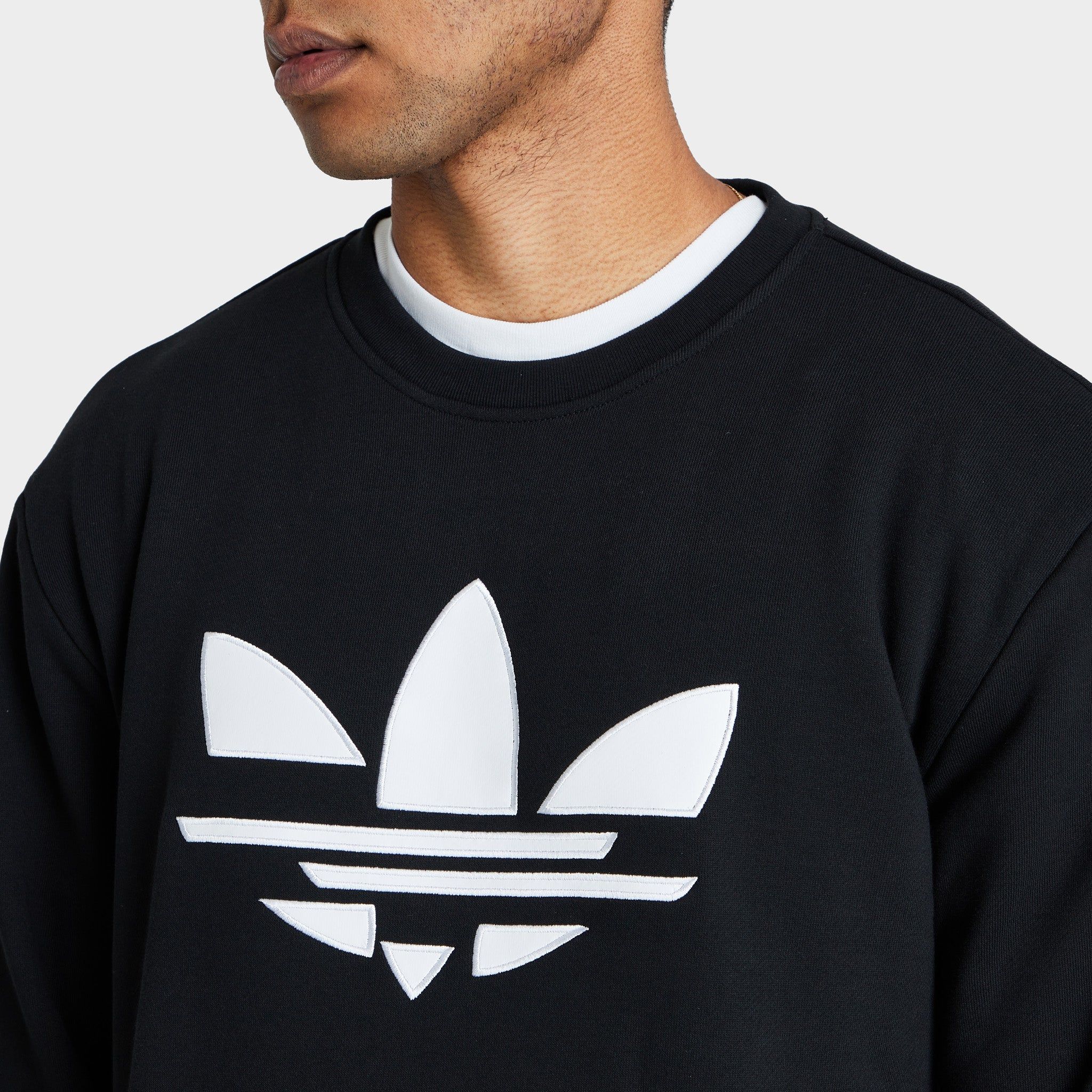 adidas Originals Adicolor Shattered Trefoil Crewneck Black / White sold by JD Sports product image thumbnail 4