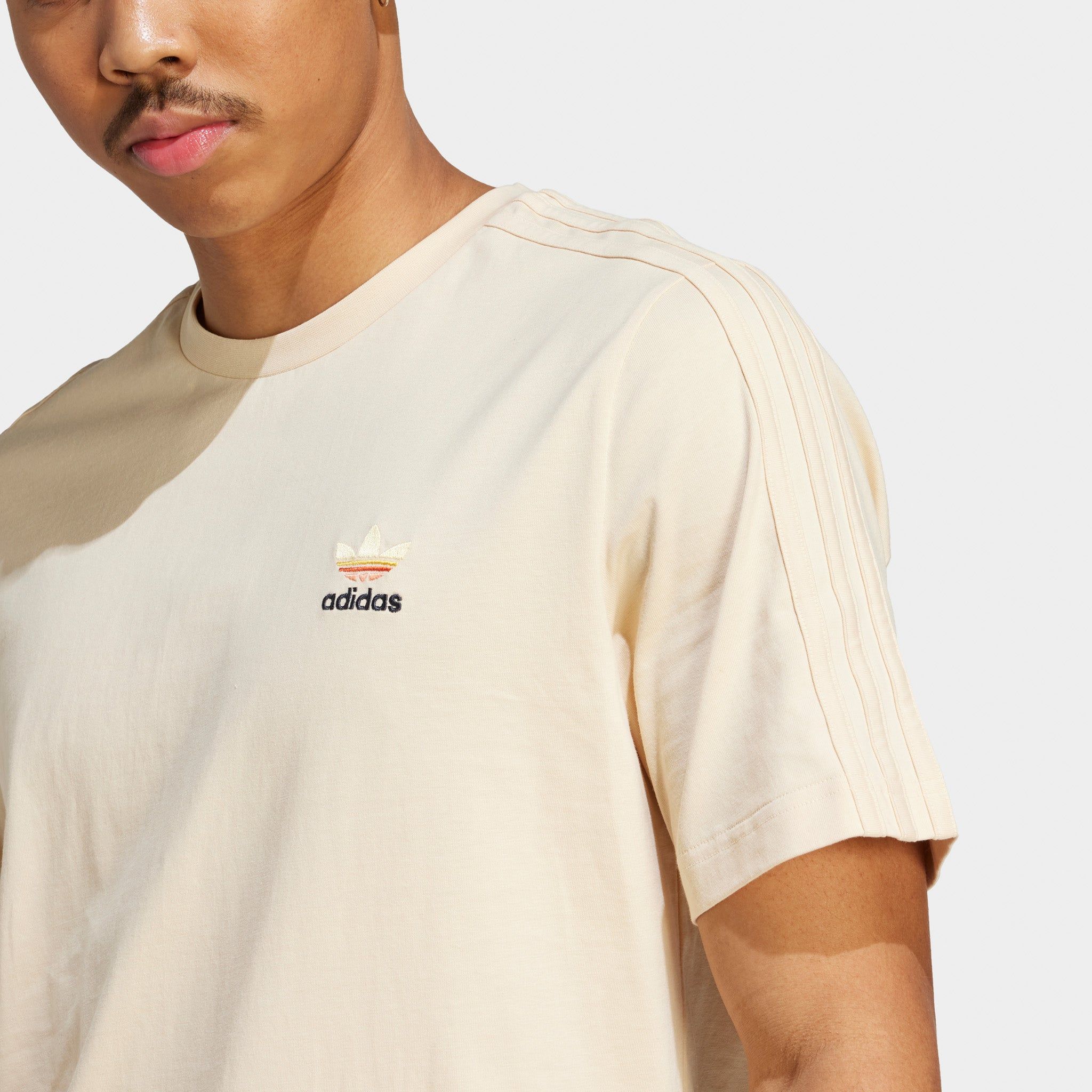 adidas Originals Graphic Planet T-shirt / Sand Strata sold by JD Sports product image thumbnail 3