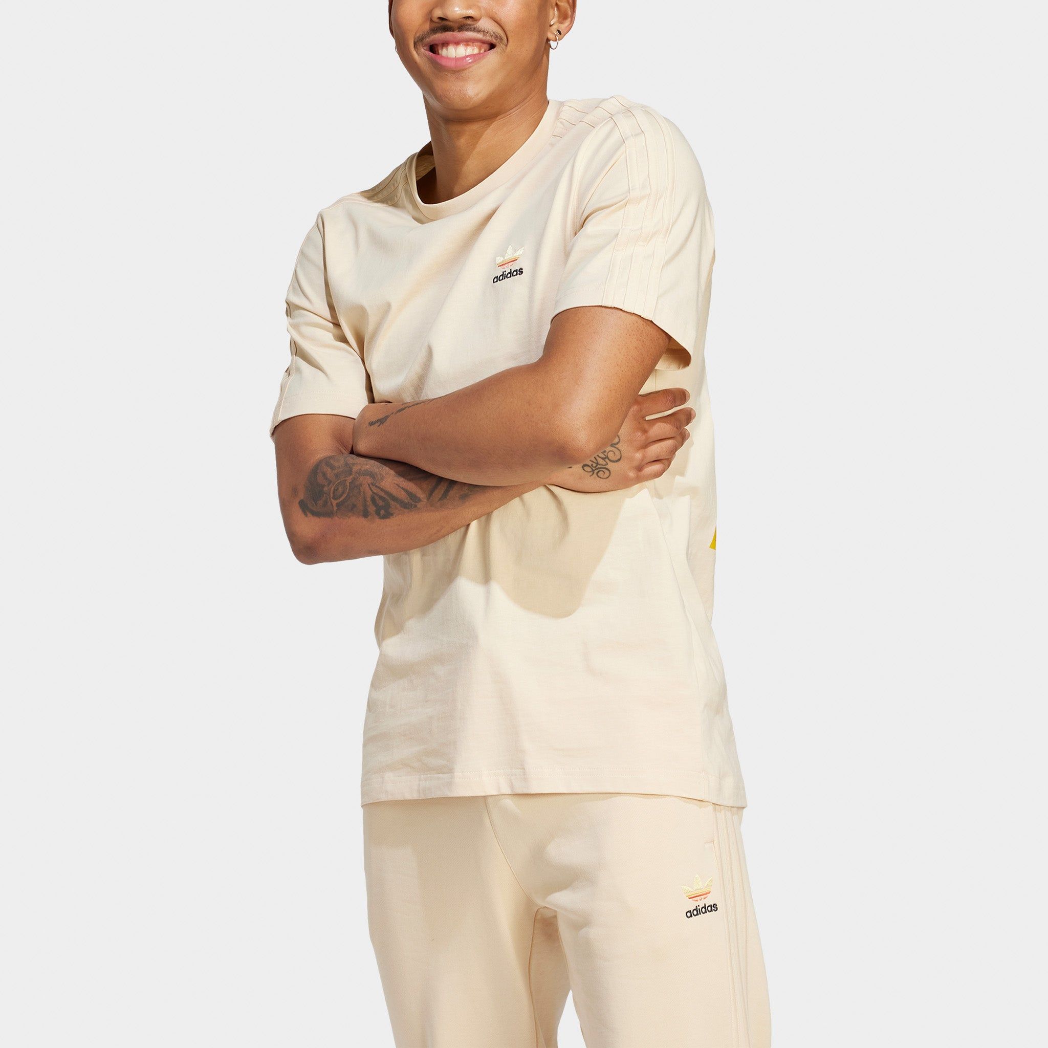 adidas Originals Graphic Planet T-shirt / Sand Strata sold by JD Sports product image thumbnail 5