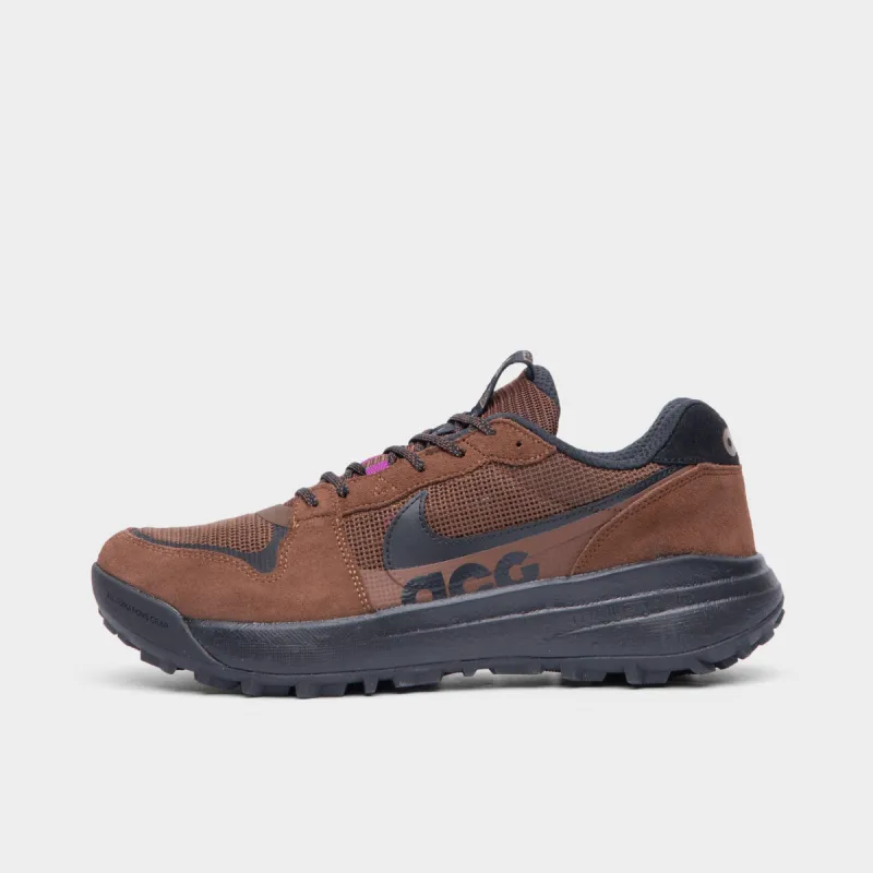 Nike ACG Lowcate Cacao Wow / Black sold by JD Sports
