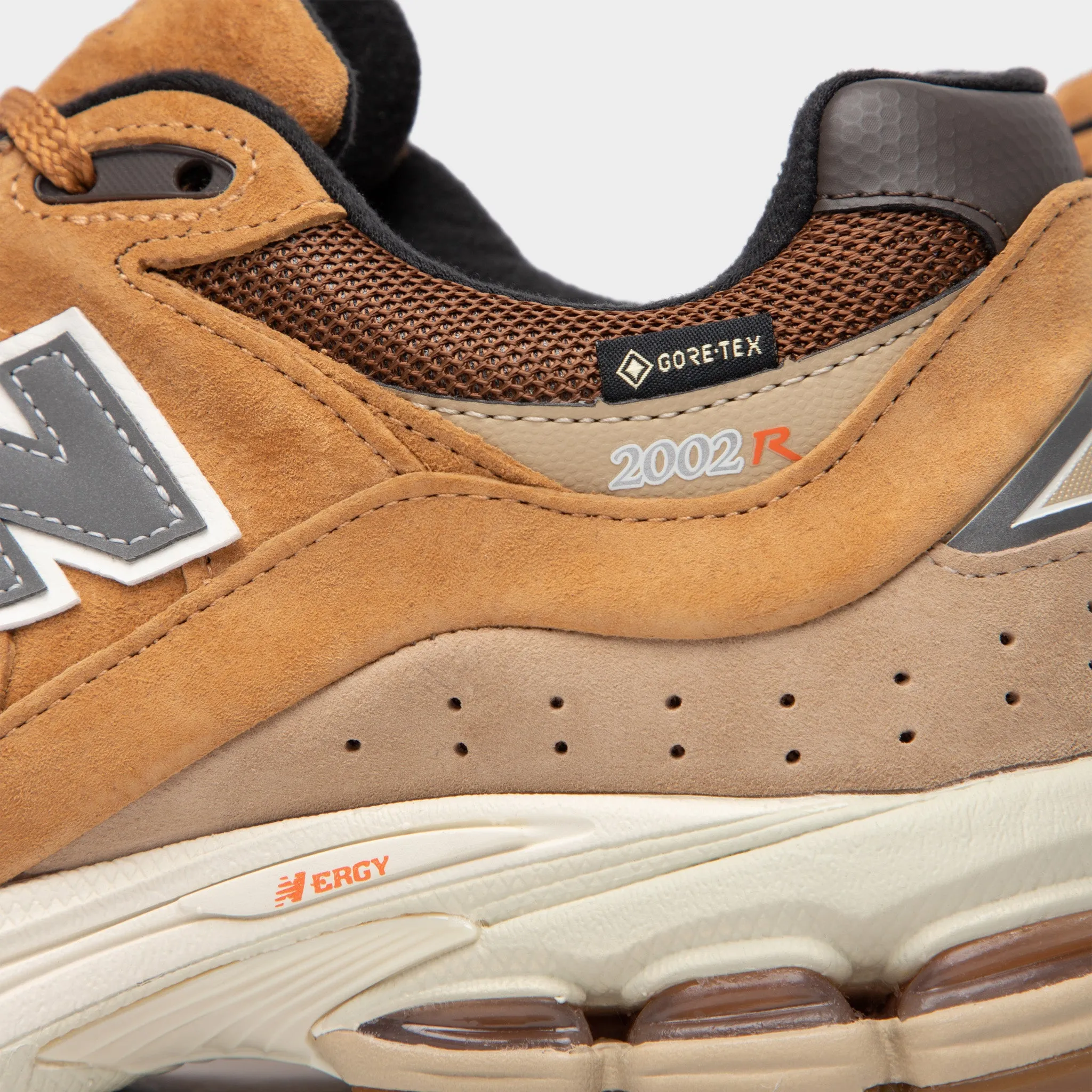 New Balance M2002RXG GORE-TEX Tobacco / Incense - True Brown sold by JD Sports product image thumbnail 3