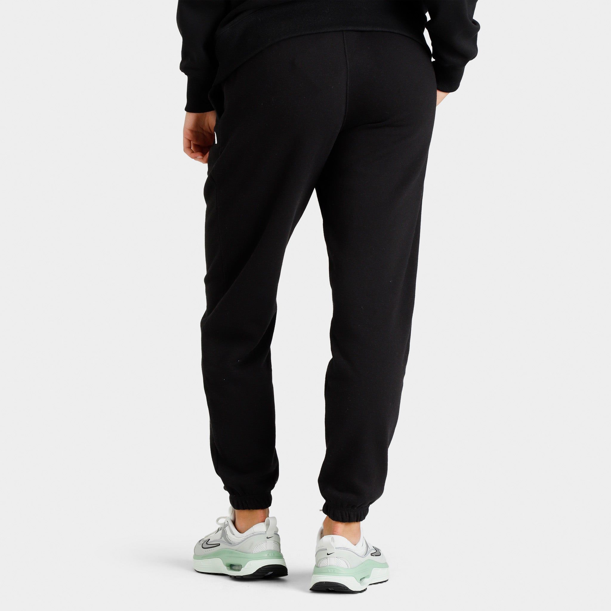 The North Face Women's Half Dome Fleece Sweatpants Folk Blue/ TNF White sold by JD Sports product image thumbnail 2