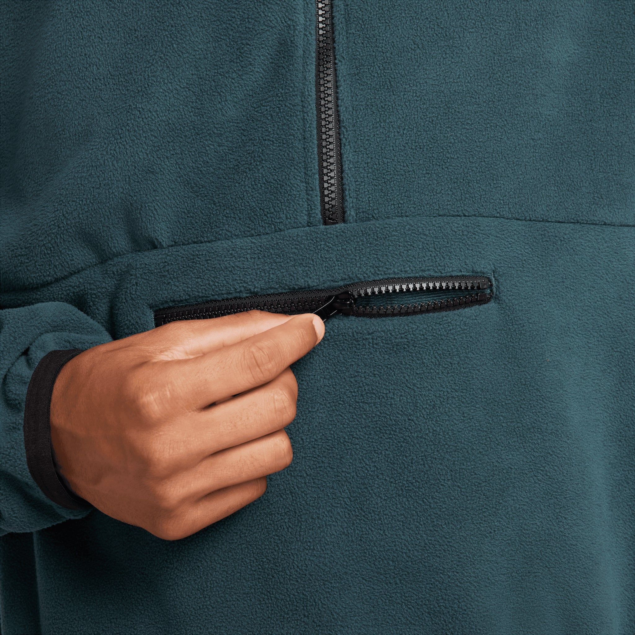 Nike Sportswear Club+ Fleece Pullover Half Zip Sweater / Deep Jungle sold by JD Sports product image thumbnail 5