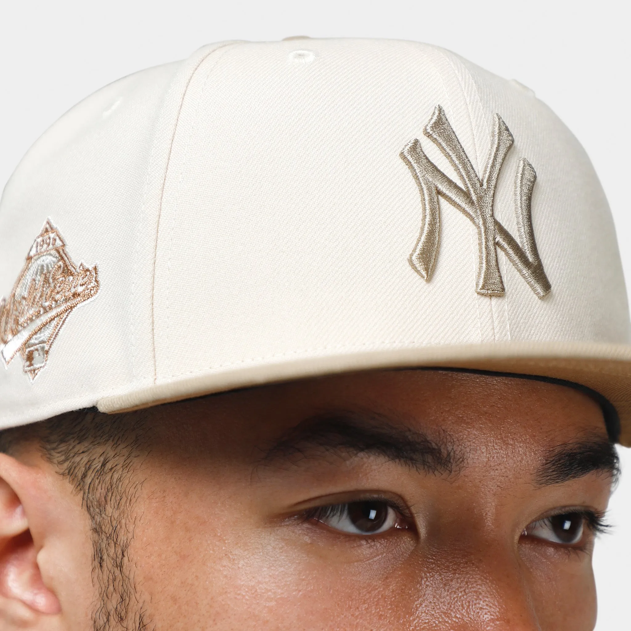 47 Brand New York Yankees Sierra Sure Shot Captain Snapback Natural / Khaki sold by JD Sports product image thumbnail 4