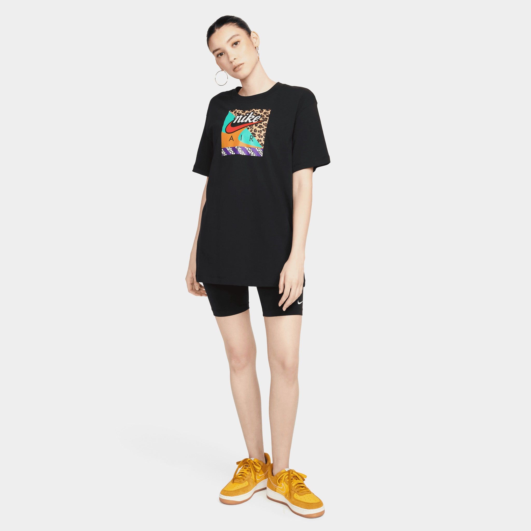 Nike Sportswear Women’s T-shirt / Black sold by JD Sports product image thumbnail 4