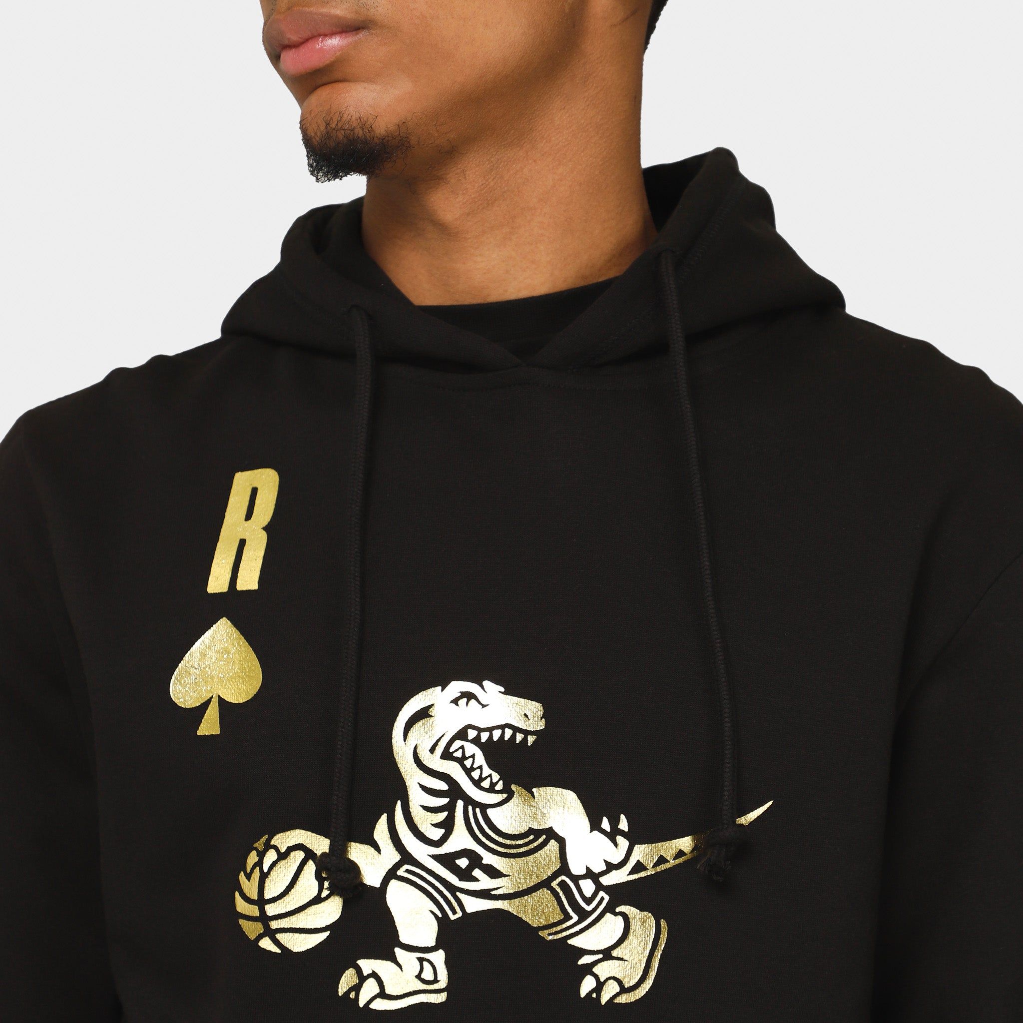 Toronto Raptors Full Deck Pullover Hoodie Black / Gold sold by JD Sports product image thumbnail 4