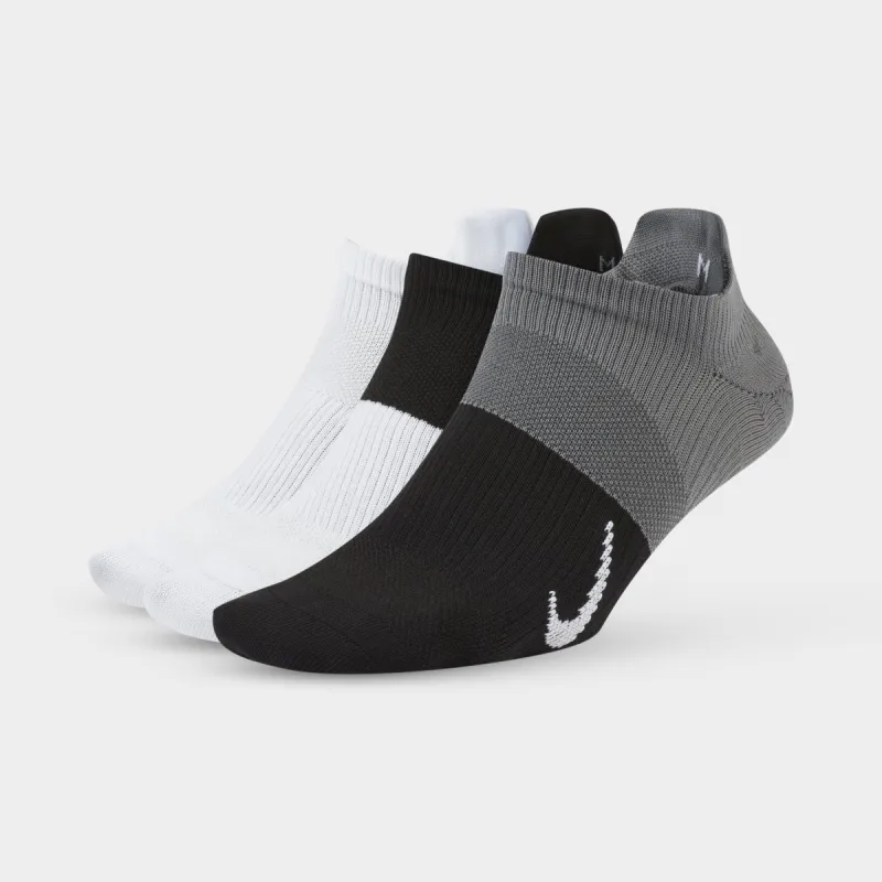 Nike Women's Everyday Plus Lightweight Training No-Show Socks (3 Pack) / Multi-Colour sold by JD Sports
