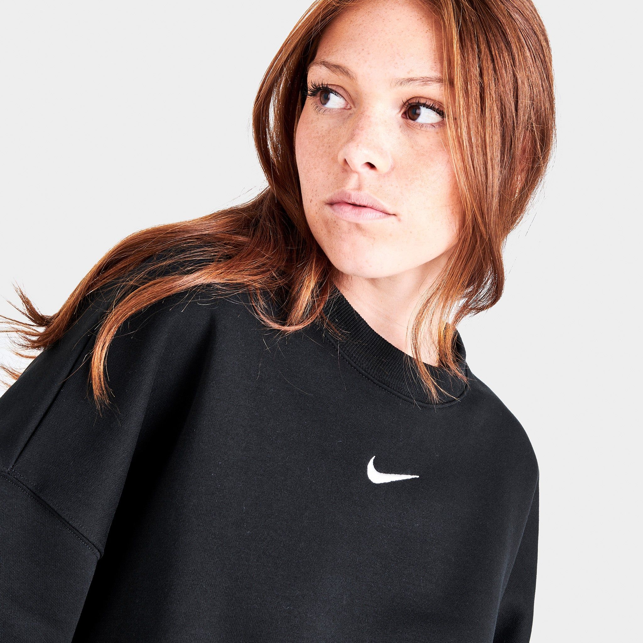 Nike Women’s Sportswear Phoenix Fleece Over-Oversized Crewneck Sweatshirt Black / Sail sold by JD Sports product image thumbnail 3