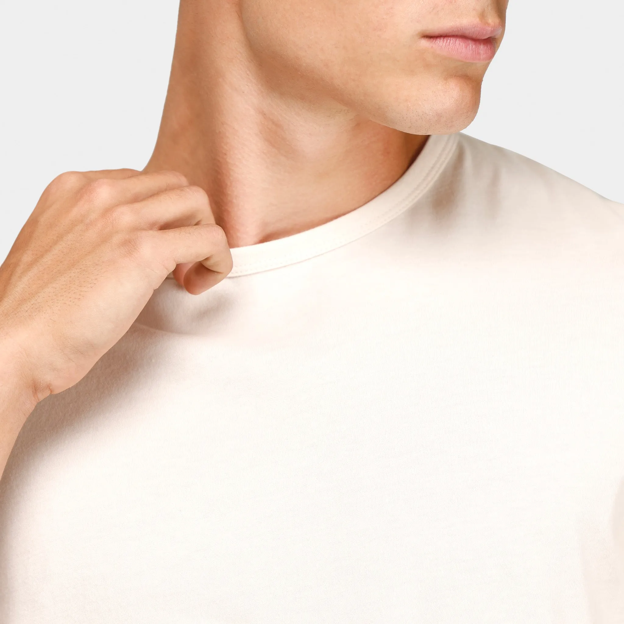 Kuwalla Organic Standard T-shirt / Fog sold by JD Sports product image thumbnail 4