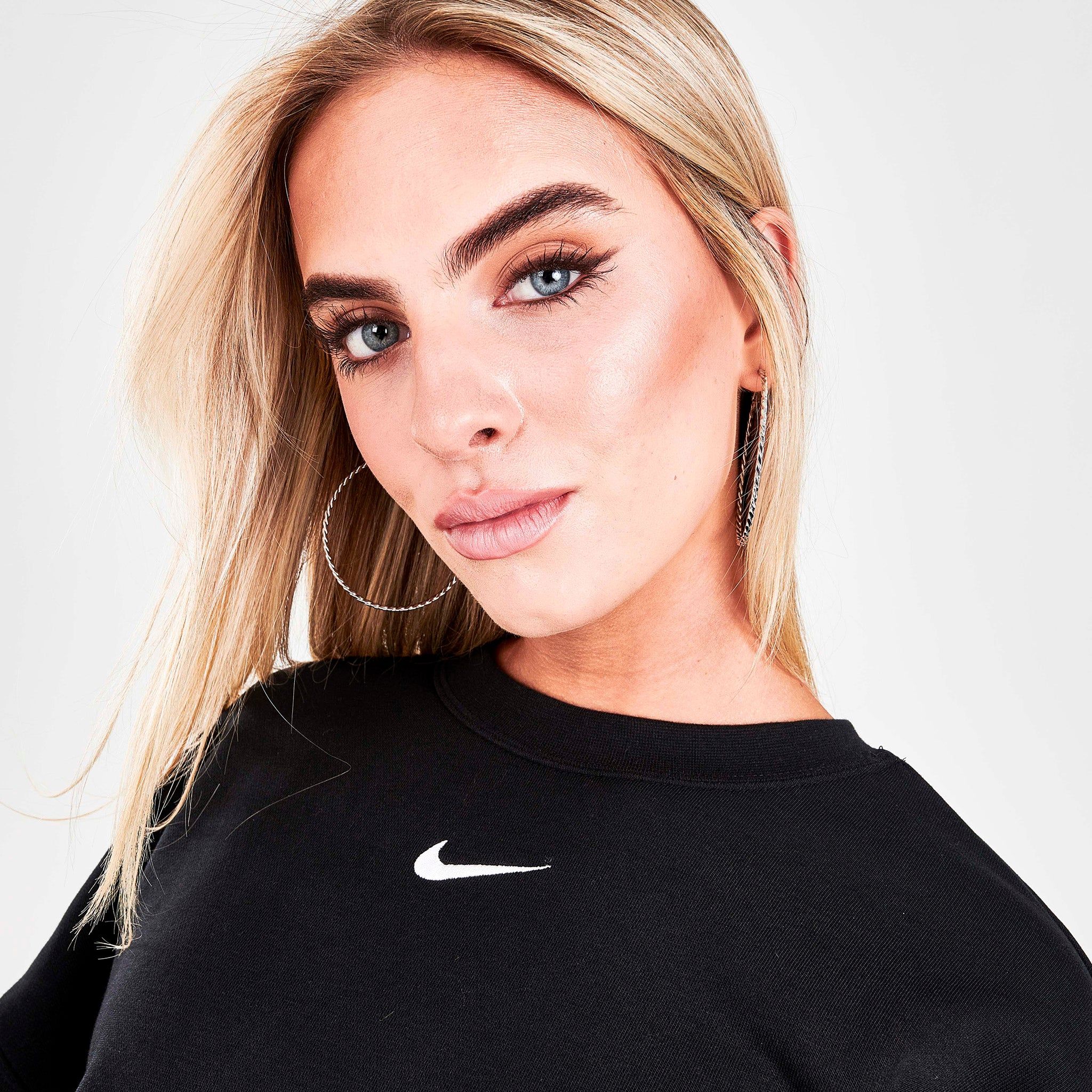Nike Women’s Sportswear Essentials Oversized Fleece Crew Black / White sold by JD Sports product image thumbnail 5