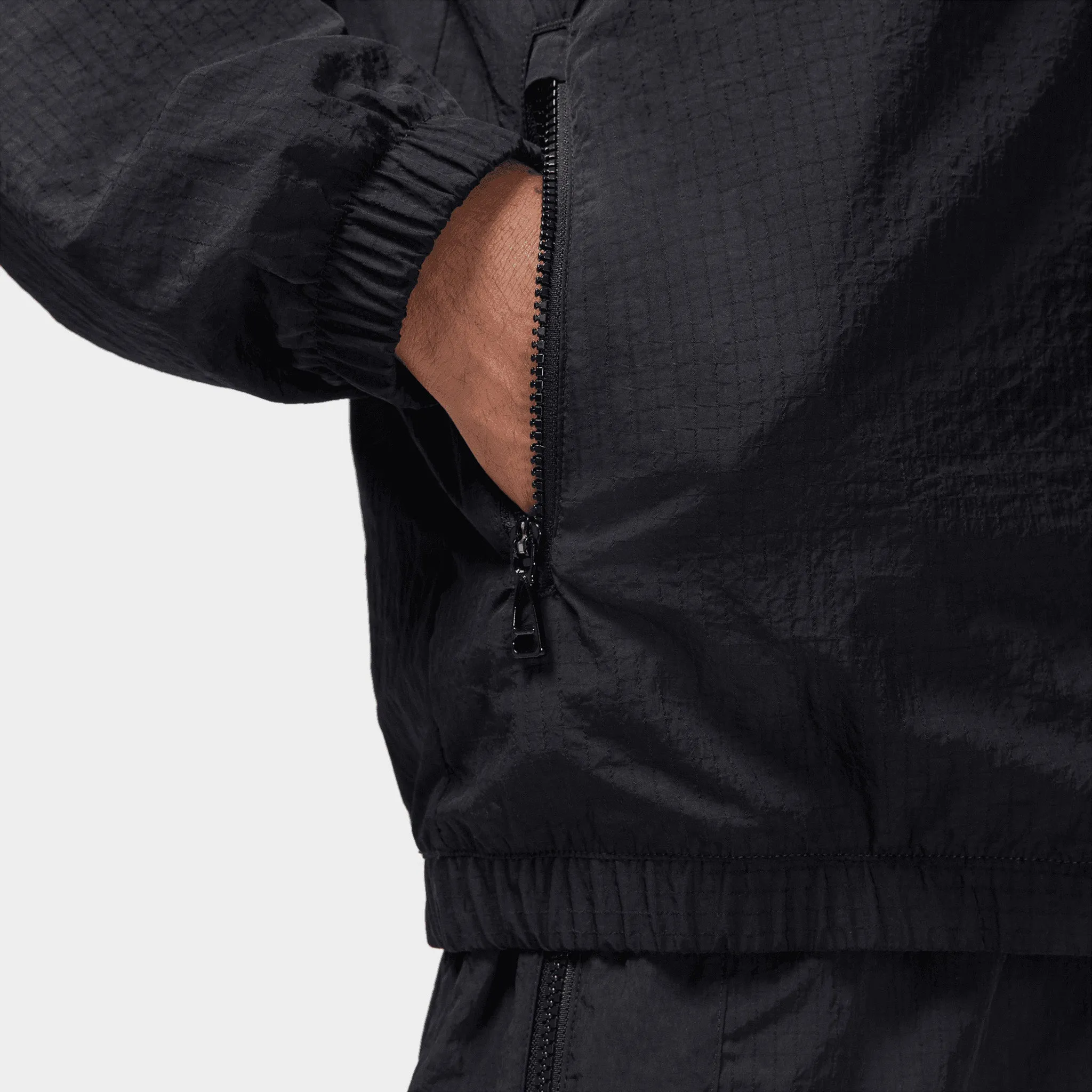 Jordan 23 Engineered Jacket Black / White sold by JD Sports product image thumbnail 4