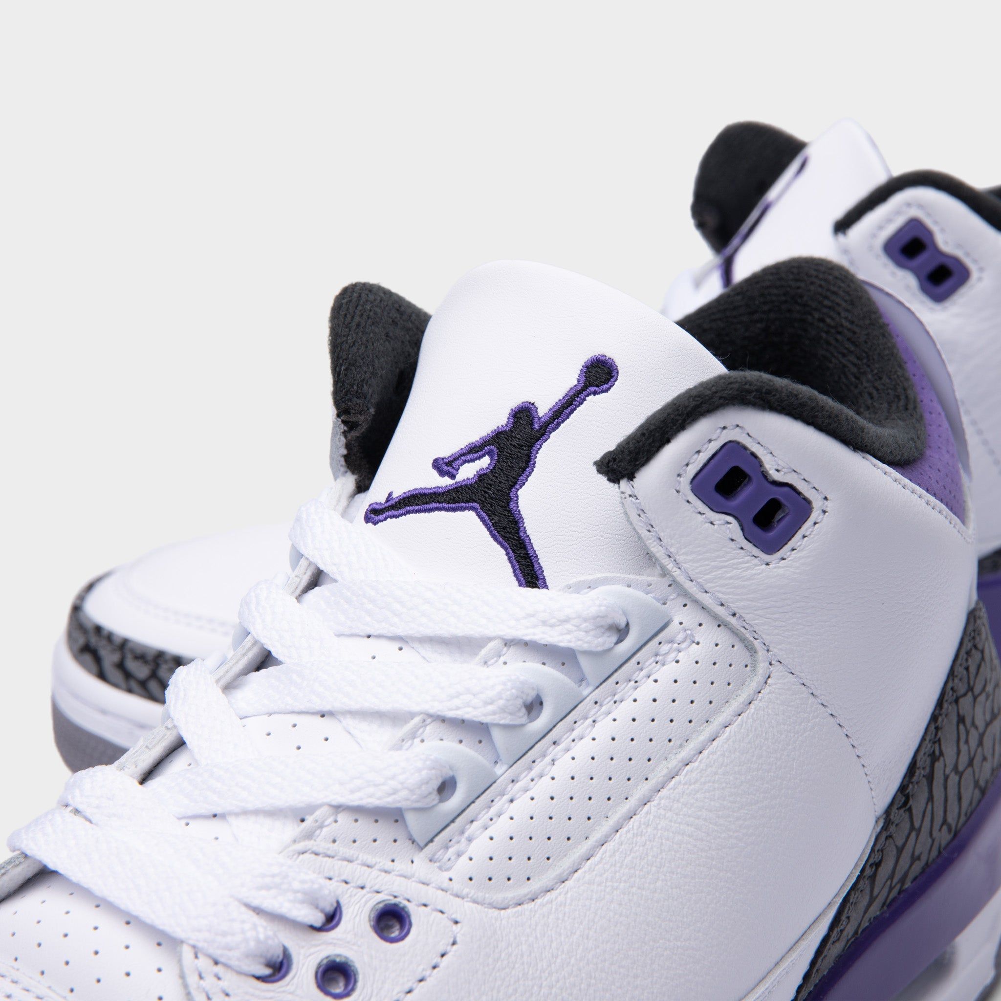 Jordan 3 Retro White / Black - Dark Iris sold by JD Sports product image thumbnail 3