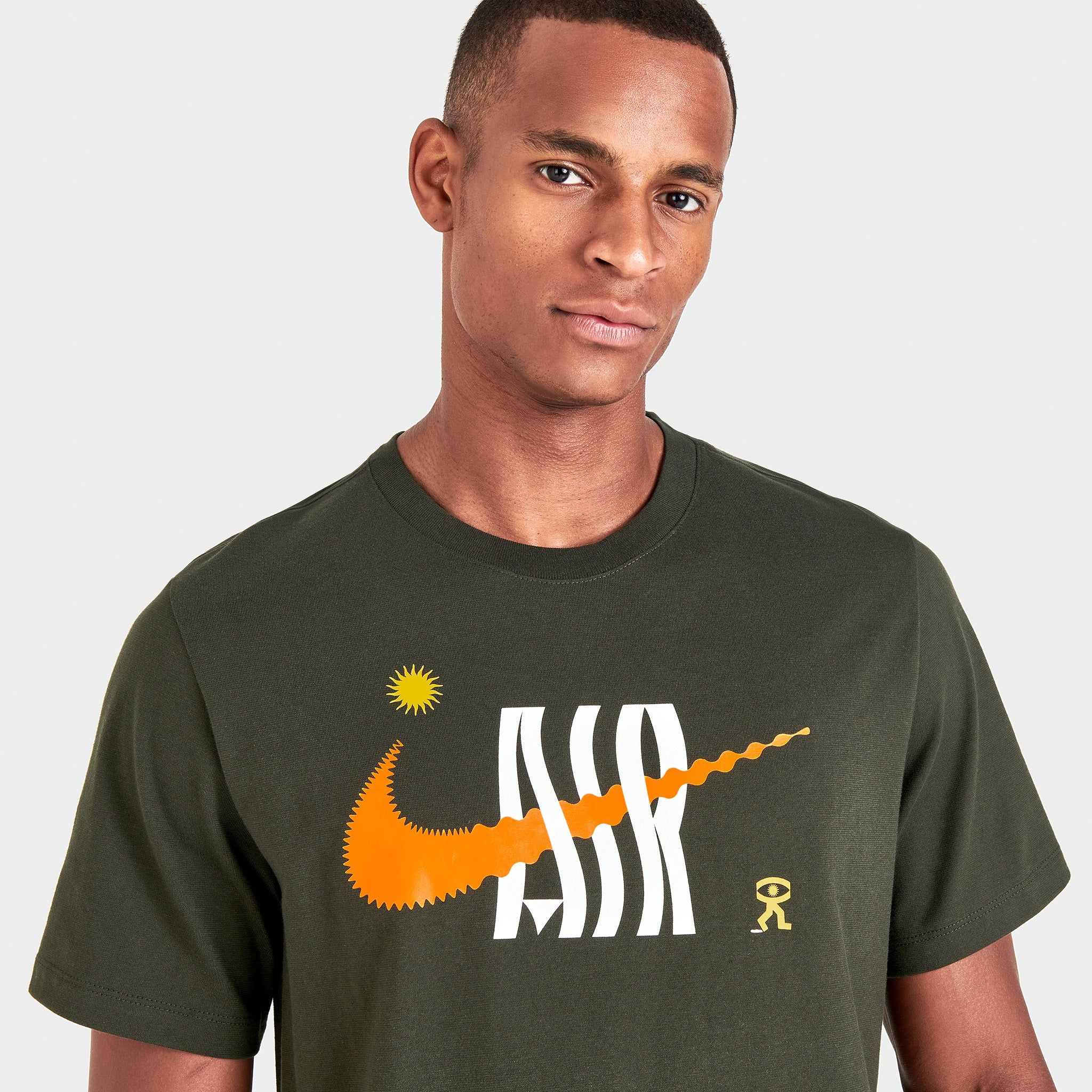 Nike Sportswear DNA T-shirt / Sequoia sold by JD Sports product image thumbnail 4