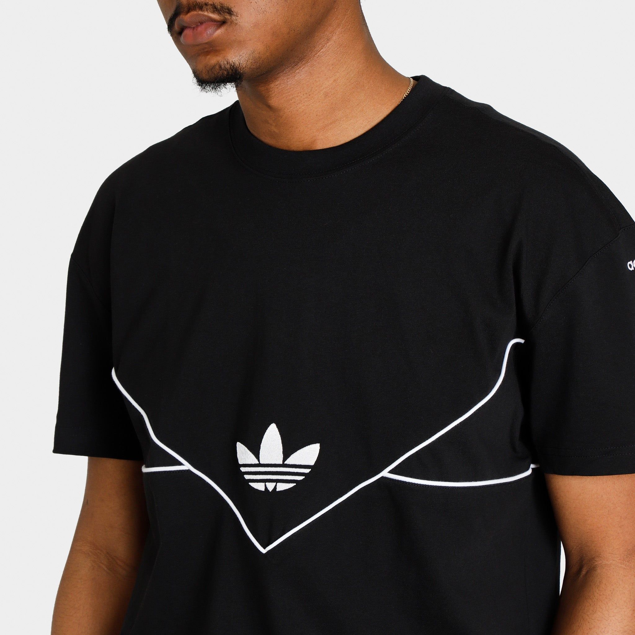 adidas Originals Adicolor Seasonal Archive T-shirt / Black sold by JD Sports product image thumbnail 5
