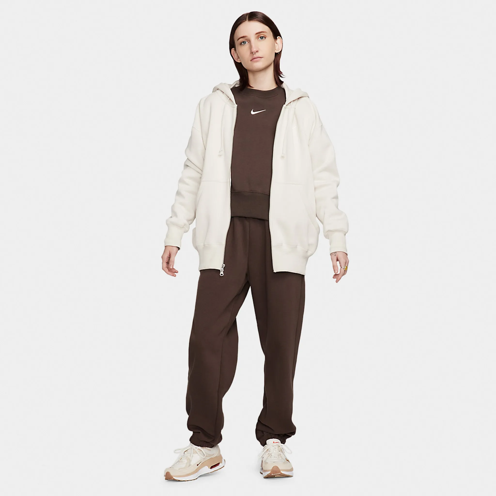 Nike Women’s Phoenix Fleece High-Waisted Pants Baroque Brown / Sail sold by JD Sports product image thumbnail 4