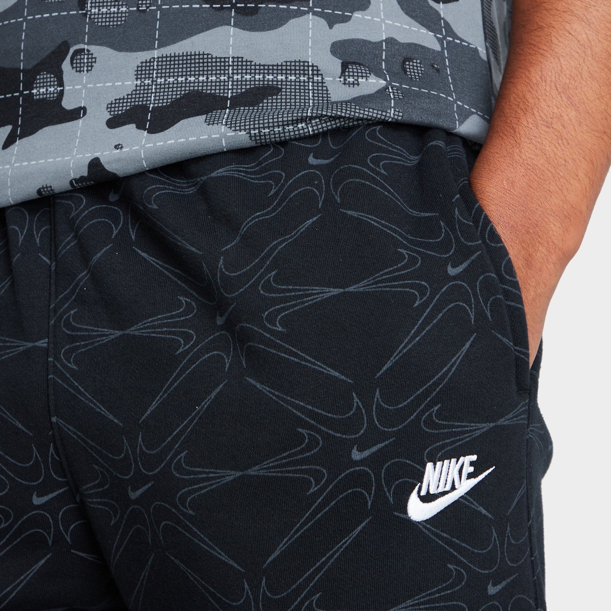 Nike Sportswear Club Fleece Jogger Pants Black / White sold by JD Sports product image thumbnail 5