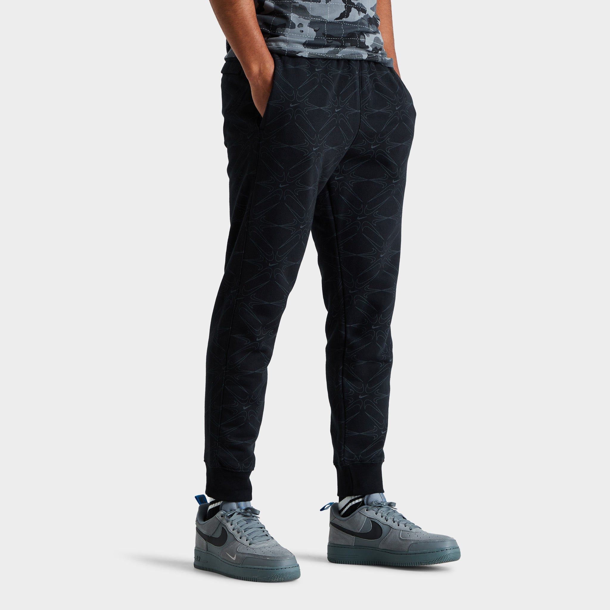 Nike Sportswear Club Fleece Jogger Pants Black / White sold by JD Sports product image thumbnail 4